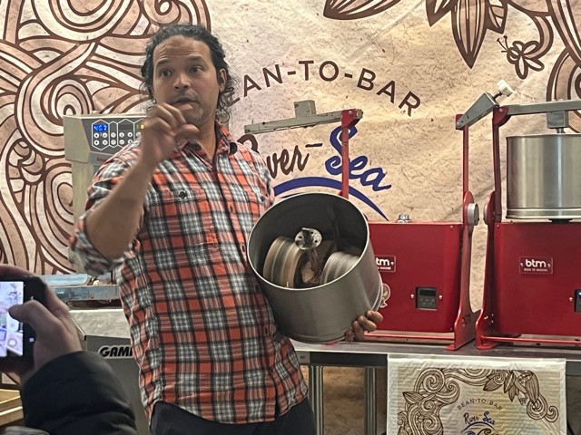 Bean grinder