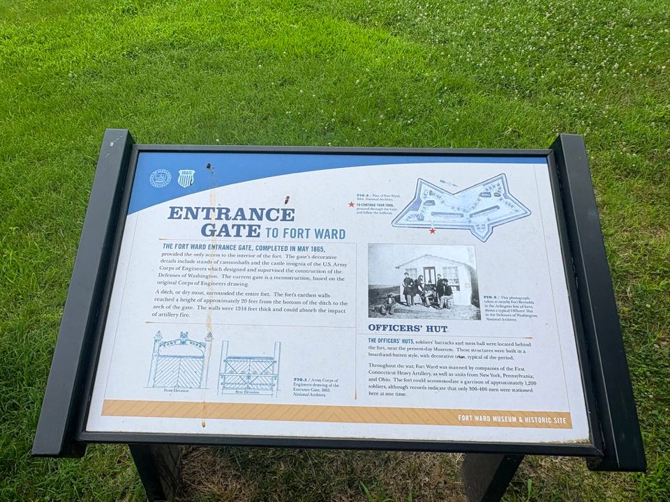 47) Entrance gate sign