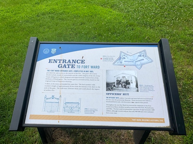 47) Entrance gate sign