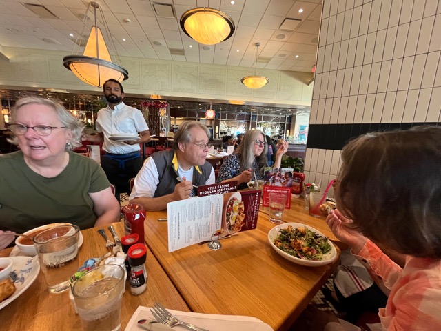 98) Lunch afterwards at Alexandria Silver Diner (Clockwise, Daria Parnes, and John & Cyndi Reichart)